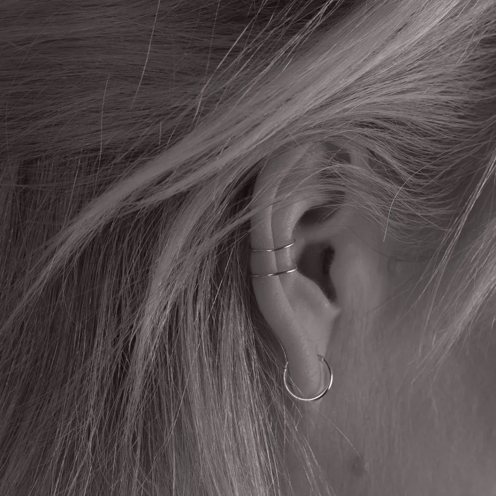 guldrhnge_ear_cuff_1.webp Discount Faith Guldörhänge ear cuff