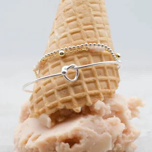 Best Faith Silverarmband stelt kärleksknut
