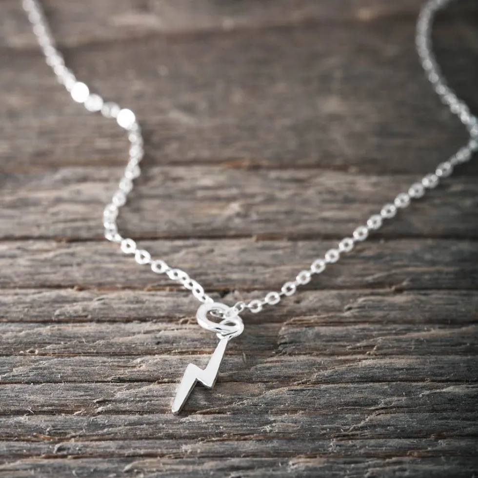 silverhalsband_blixt_1.webp Online Faith Silverhalsband blixt