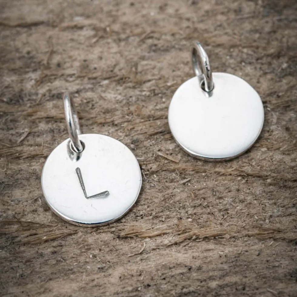 silverhalsband_bricka_2.webp Best Faith Silverhalsband bricka
