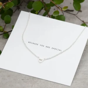Outlet Faith Silverhalsband minihjärta