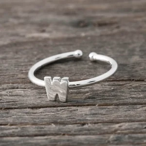 Hot Faith Silverring bokstav W