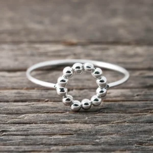 Clearance Faith Silverring cirkel m pluppar